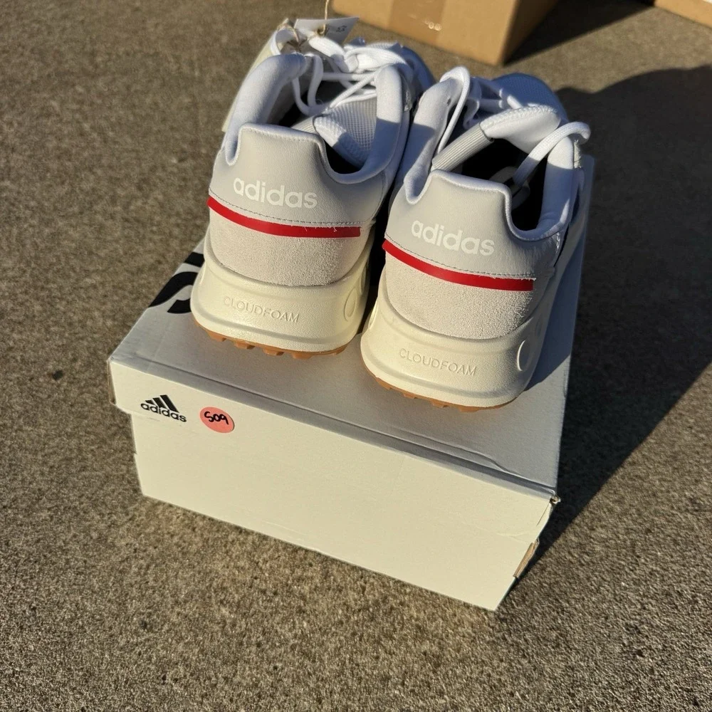 Adidas Run 84 Men's‎ Sneakers White/Blue Size 12 NIB (IH8021)